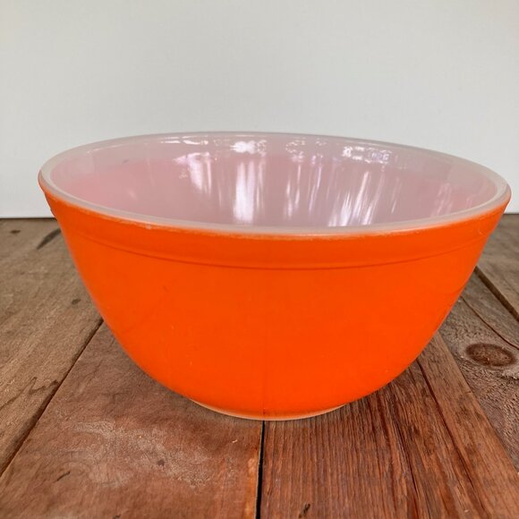 Pyrex 402 Reverse Primary Orange 1 1/2 Qt Mixing Bowl - Picture 2 of 14